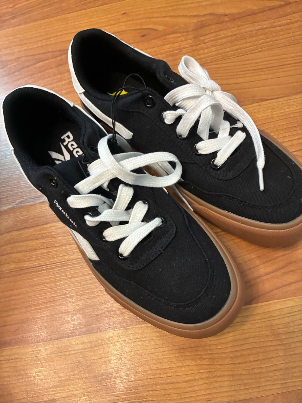 Reebok Court Advance Sneakers – Black White Gum Sole – Women’s 6.5 - Picture 3 of 5